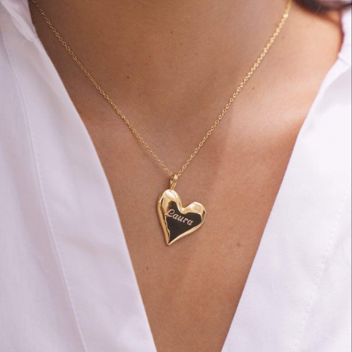 Amore Pendant Necklace in Gold – Dylan Oaks