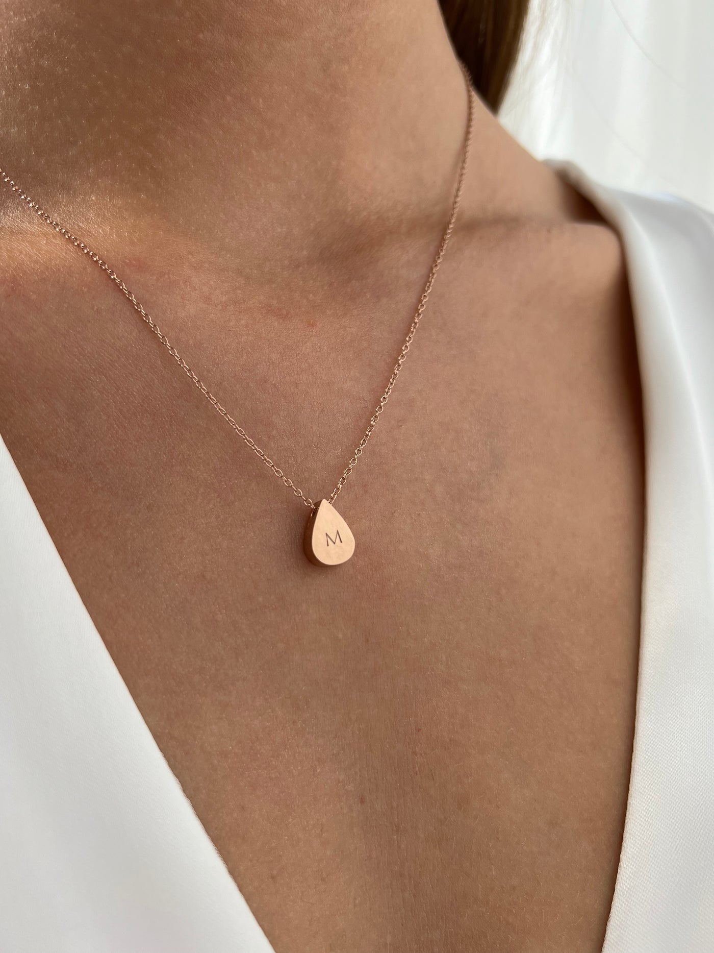 Teardrop Necklace in Rose Gold